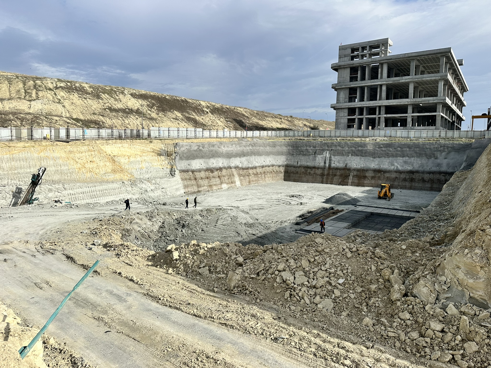 Deliklikaya Askop Fabrika Binası